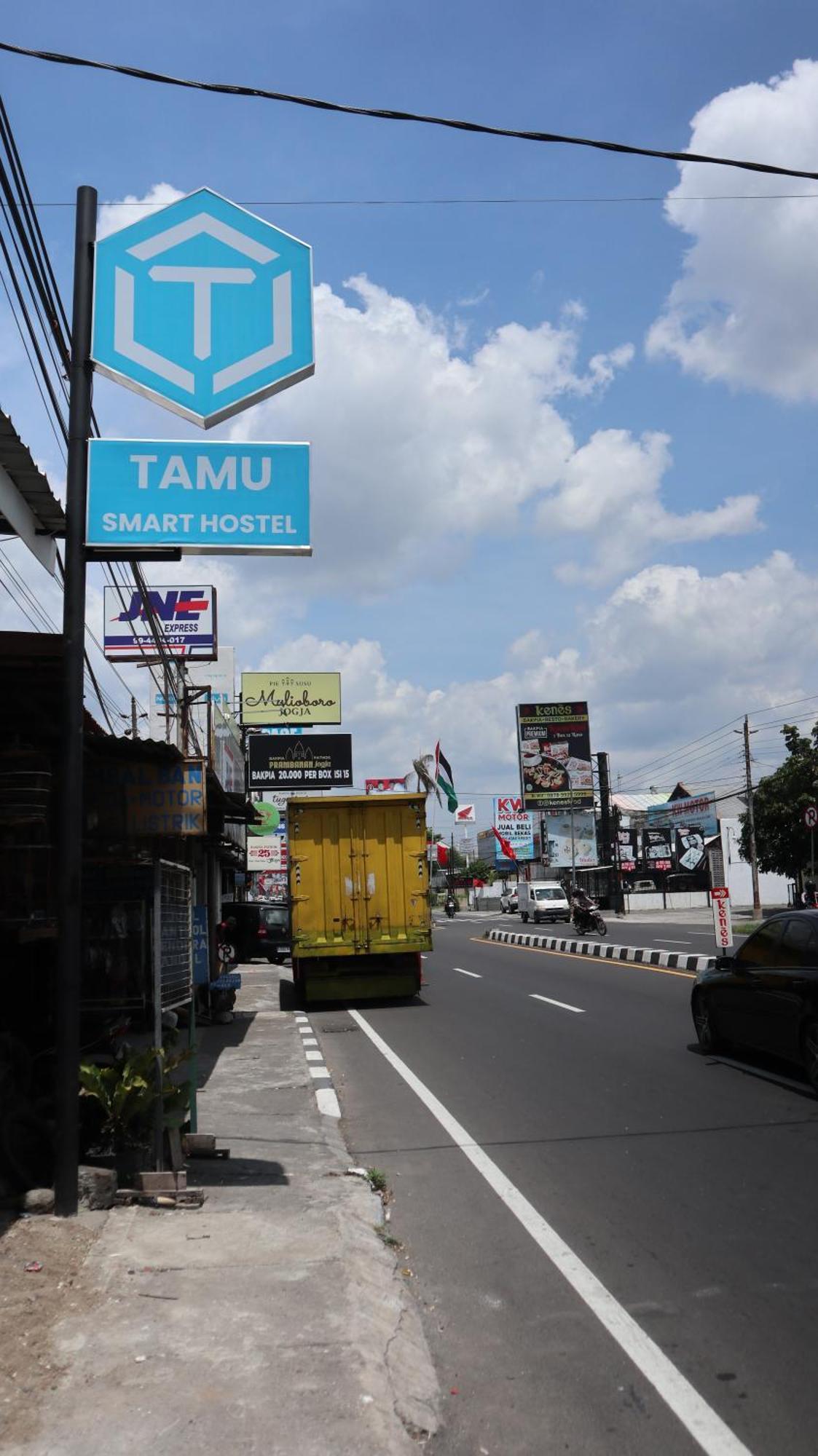 Tamu Capsule Hotel Kejayan Exterior foto